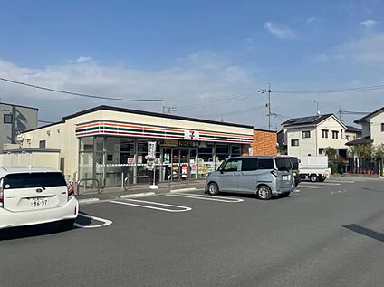 セブンイレブン尾道西藤インター店 約230m(徒歩約3分)