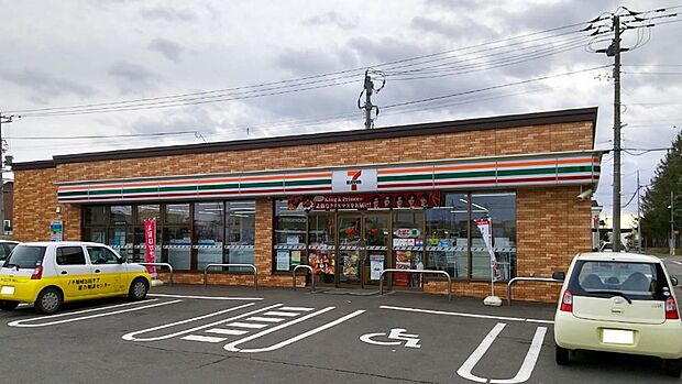 セブンイレブン札幌川下4条店(約400m)