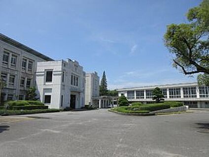 西尾小学校 1200m(徒歩15分)