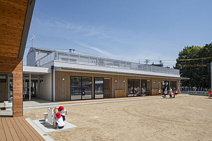 桜井こども園 約680～700m(徒歩9分)