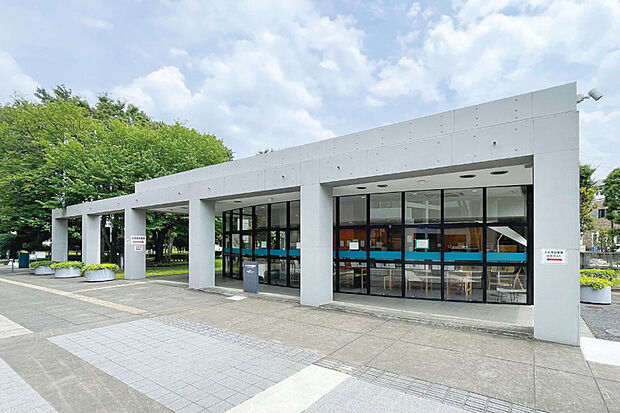 大宮東図書館(現地より徒歩12分)