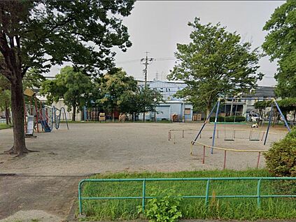 天神公園 約200ｍ(徒歩約3分)