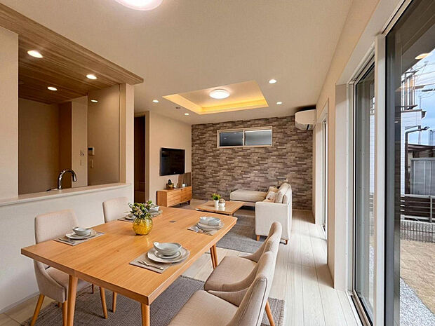 LDK14.75帖（家具はCGサンプルになります）　家具はCGサンプルになります。ぜひお住まいのイメージのためご参照くださいませ。