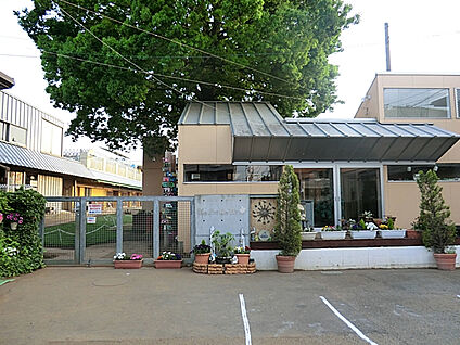 立川市立幸小学校 260m