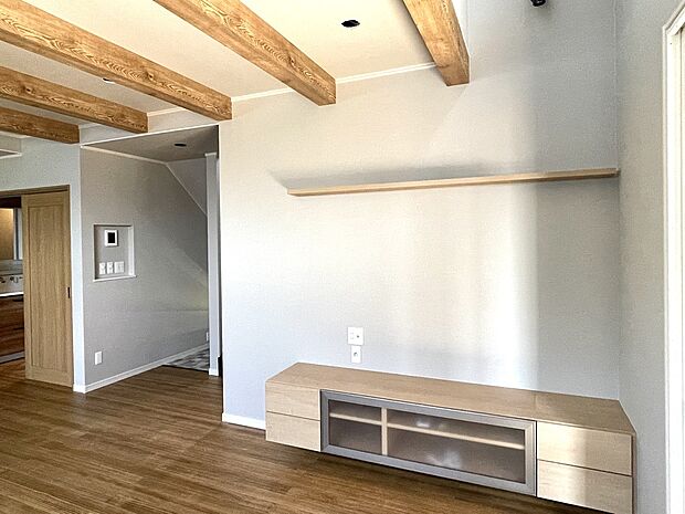 【新築一戸建マイホーム計画】 豊富な知識と経験を持つアドバイザーが担当いたします。設計アイデアの詰まった憧れのマイホーム計画♪LDK　室内弊社施工例