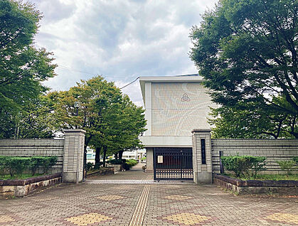 みよし市立三好中学校 800～820ｍ(徒歩10分～11分)
