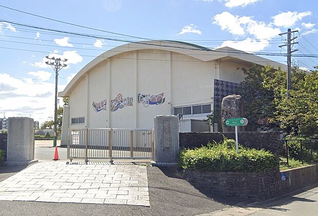 新宮小学校（約1,500m）