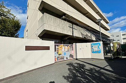 山田第三幼稚園 730ｍ～810ｍ(徒歩10分～11分)