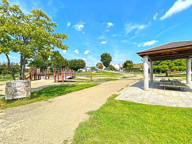 昆陽南公園（約750m）