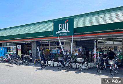 FUJI鶴嶺店 現地から550m～570m。(徒歩7分～8分。)