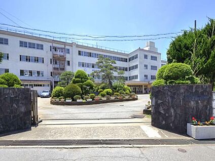 八千代市立八千代中学校 391m(-)