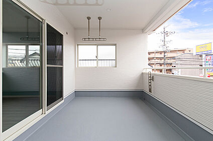 ルーフバルコニー