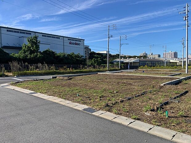 新しい暮らしが始まる分譲地。ゆとりある敷地で、家族の理想の住まいづくりを叶えませんか。