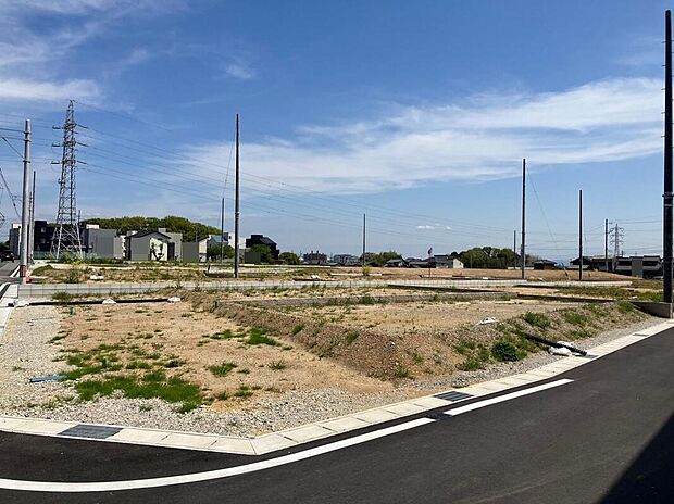 現地写真/心地よい緑に包まれた閑静なエリア。ご家族の想いを実現する地が豊田中田町に誕生!