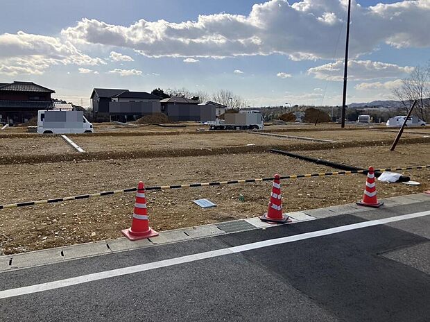 ゆとりある区画配置で、落ち着いた住まいづくりが可能です。