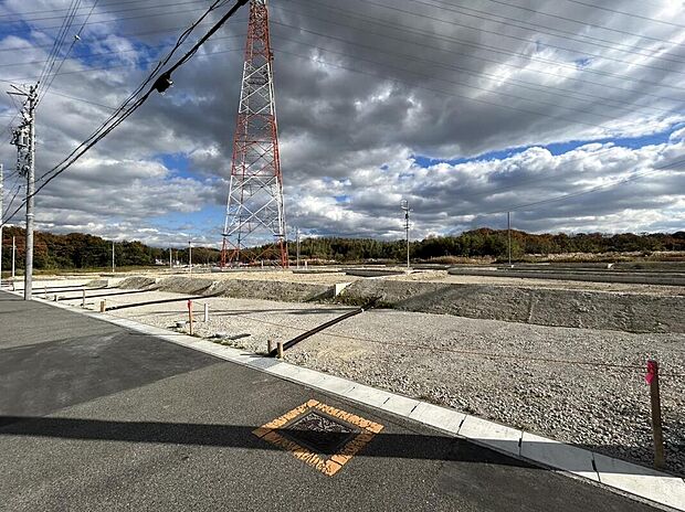 ゆとりのある解放的な広さ！
庭や駐車スペースも広く確保でき、建築プランの幅が広がります。
