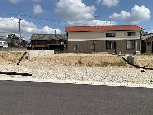 【現地外観写真】暮らしやすさと利便性を兼ね備えた、全体計画が整った分譲地！