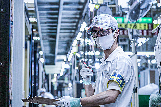 【トヨタの考えるモノづくり】トヨタの考えるモノづくりとは、製品を通して社会・環境・生活をつくっていくこと。理想の品質を求め、新たな家づくりへの挑戦を続けています。