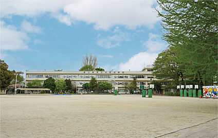 大石小学校 現地から1550m。(徒歩20分。)