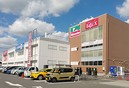 スーパーベルクス／島忠　春日部本店 現地から460m～500m。(徒歩6分～7分。)