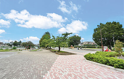 大平公園 現地から390m～440m。(徒歩5分～6分。)