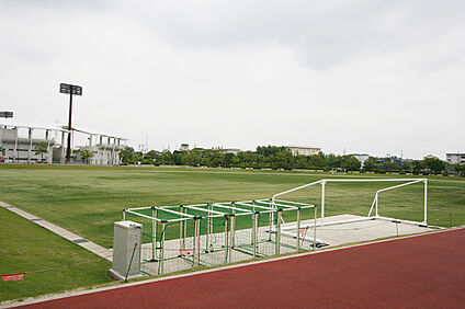刈谷総合運動公園 約1240～1280m(徒歩約16分)