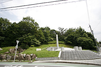 水晶山緑地 約540～560m(徒歩約7分)