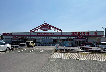 マックスバリュ 御幸笛田店 現地から1080m～1110m。(徒歩14分。(最長))