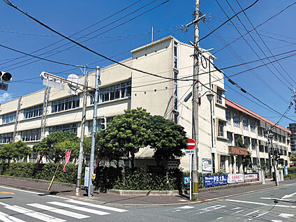 熊本市立一新小学校 現地から700m～720m。(徒歩9分。(最長))