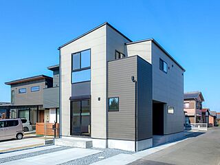 【TOSCO】1棟限定／一宮市北神明／並列2台駐車可・土間玄関 外観