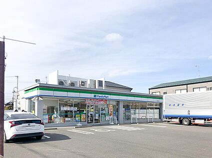 ファミリーマート一宮西島町店 377ｍ(徒歩約5分)