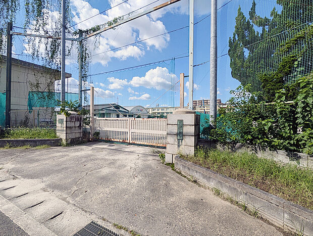 岩倉市立岩倉中学校