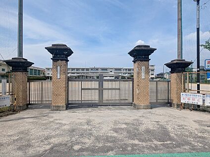 あま市立七宝小学校 徒歩 15 分(約 1,200 ｍ)