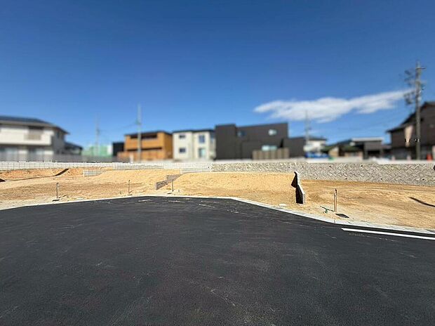 【街並みイメージ】
弊社分譲地のモデルハウス棟にて、事前説明会を開催！イワクラゴールデンホームの住まいをぜひご体感ください。ご予約お待ちしております。