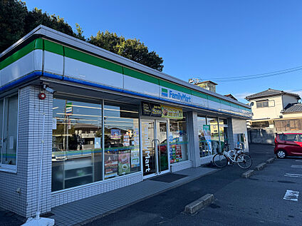 ファミリーマート 大府北山町店 360m(北山I徒歩約2分、北山II徒歩約5分)