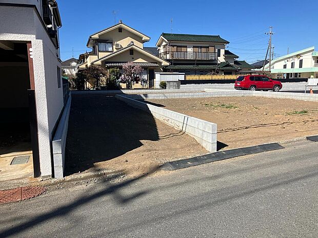 【【現地土地写真】】現地にて実際の土地の様子や周辺の交通量、周辺環境などをお確かめいただけます。ぜひ一度、実際に現地をご見学ください。お問い合わせお待ちしております!
