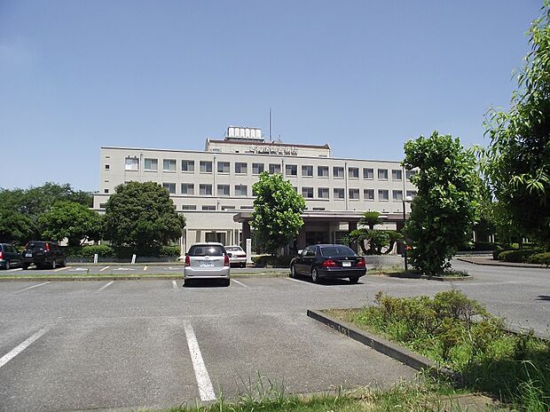 きぬ医師会病院(約375m)