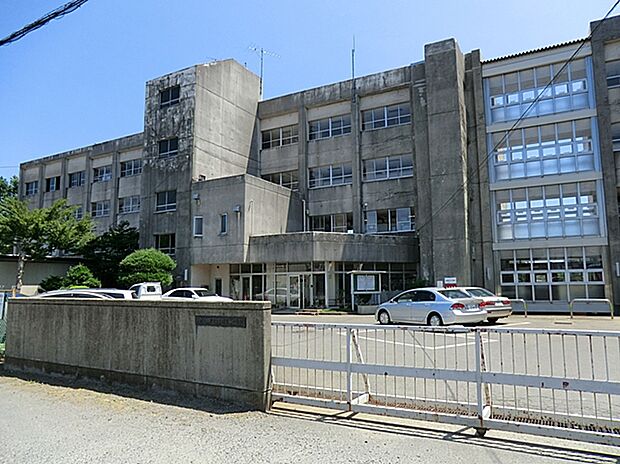 土浦第二中学校（約1,550m）