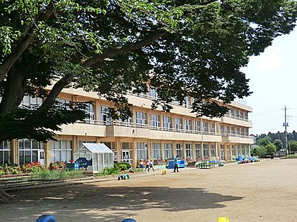 本郷小学校 2520ｍ