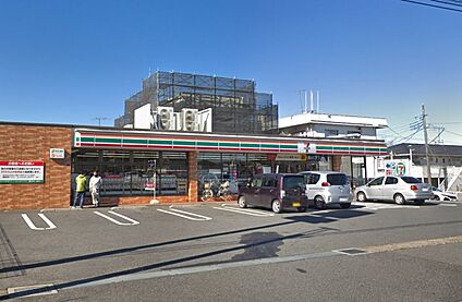 セブンイレブン 245ｍ