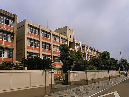 兵庫県立小野高等学校 約1100ｍ(徒歩約15分)