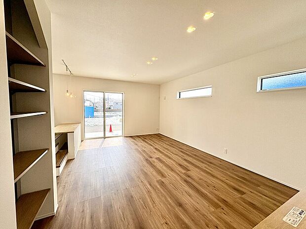 LDK17.6帖 SAN+仕様ZEH(ネットゼロエネルギーハウス)基準クリア住宅や耐震等級3の家。