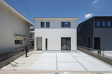 【SHOWA GROUP】ストークビレッジ宝殿駅前プレミアムII その他