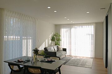 【トヨタホーム】クリザンテームヒルズ三好丘緑4棟 外観