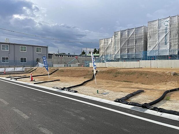 第1種低層住居専用地域!
周りには高い建物が建たないため日当たりや風通しも確保しやすいです!