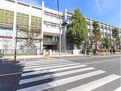 東京都立昭和高校 691ｍ(徒歩9分)