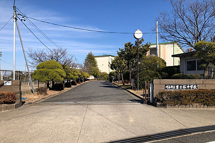 刈谷市立富士松中学校 現地から1905m。(徒歩24分。)