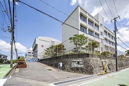 神戸市立桜の宮小学校 現地から540m～590m。(徒歩7分～8分。)