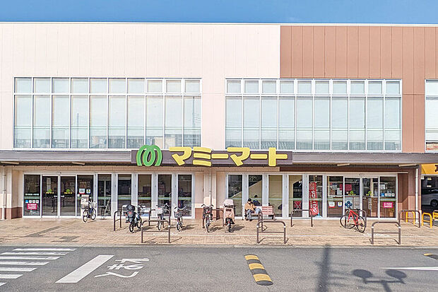 マミーマート 三室山崎店(現地より徒歩10分)