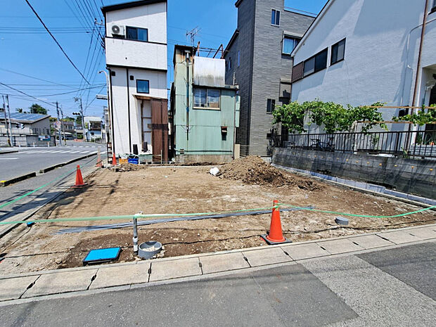 きれいに整備された更地です！これから素敵なお家が建つ予定です☆　